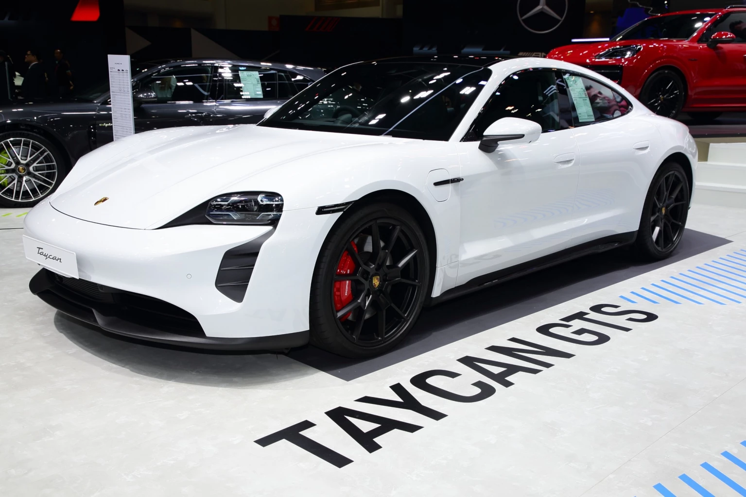 Porsche Taycan and Taycan GTS, 100% electric sports cars from Porsche 