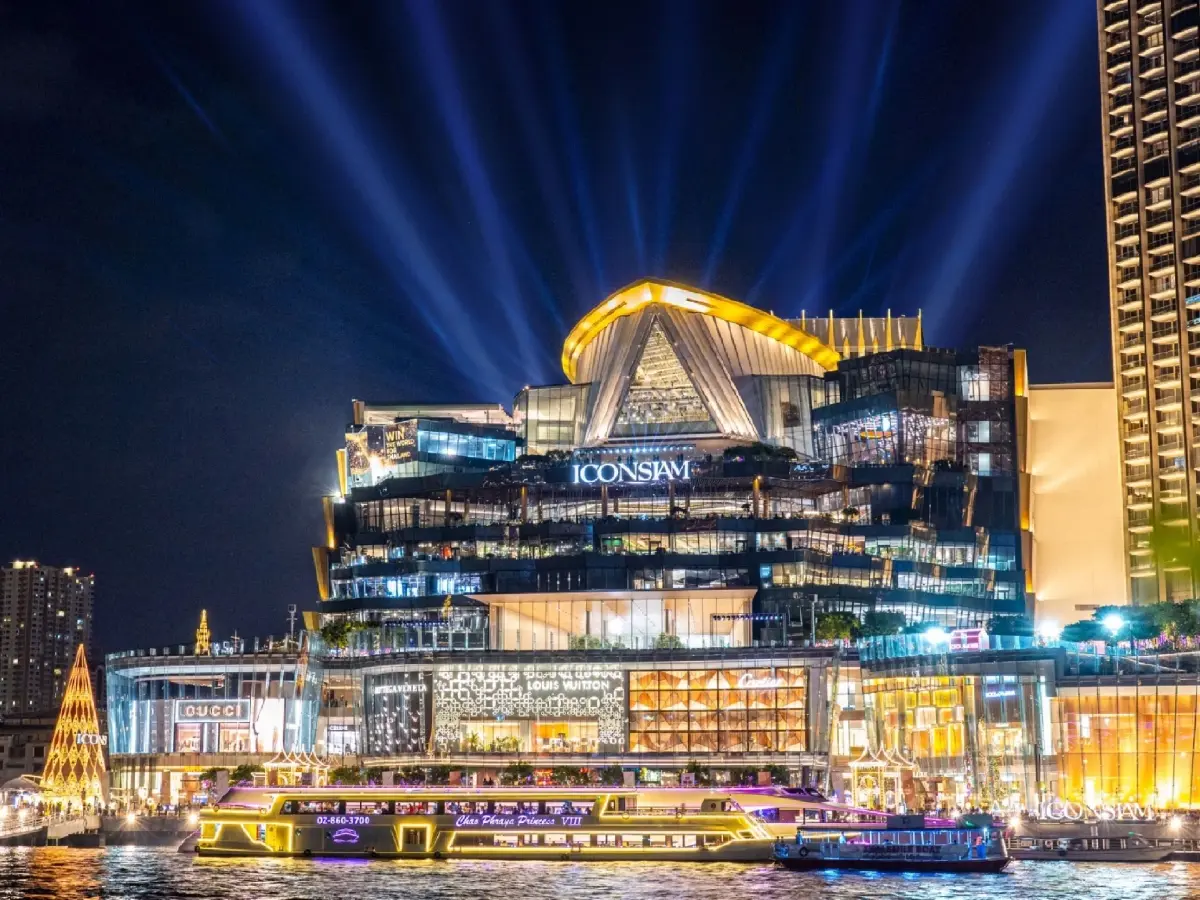 ไอคอนสยาม รุ่งโรจน์ด้วยวิจิตรแห่งศรัทธา”  ในงาน VIJIT CHAO PHRAYA 2023