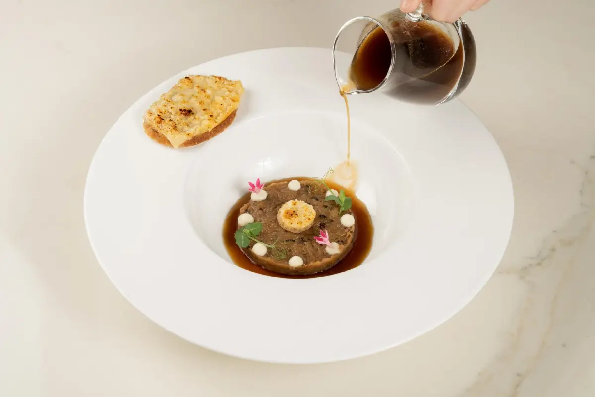"ดิ อัลเลียม แบงค็อก" ร้านอาหารฝรั่งเศสแนวใหม่เสิร์ฟจากวัตถุดิบชั้นสูง
