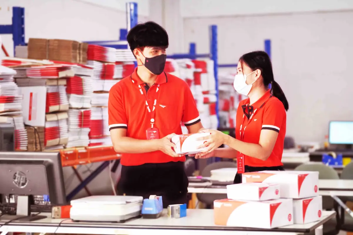 ไปรษณีย์ไทย เปิดคลังสินค้า 8 จังหวัด หนุนธุรกิจอีคอมเมิร์ซ