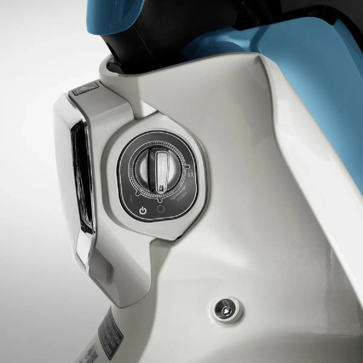 CUB House เอาใจสาย "เรโทร" เปิดตัว New Honda C125 สีใหม่ ‘Prestige Classy Blue’