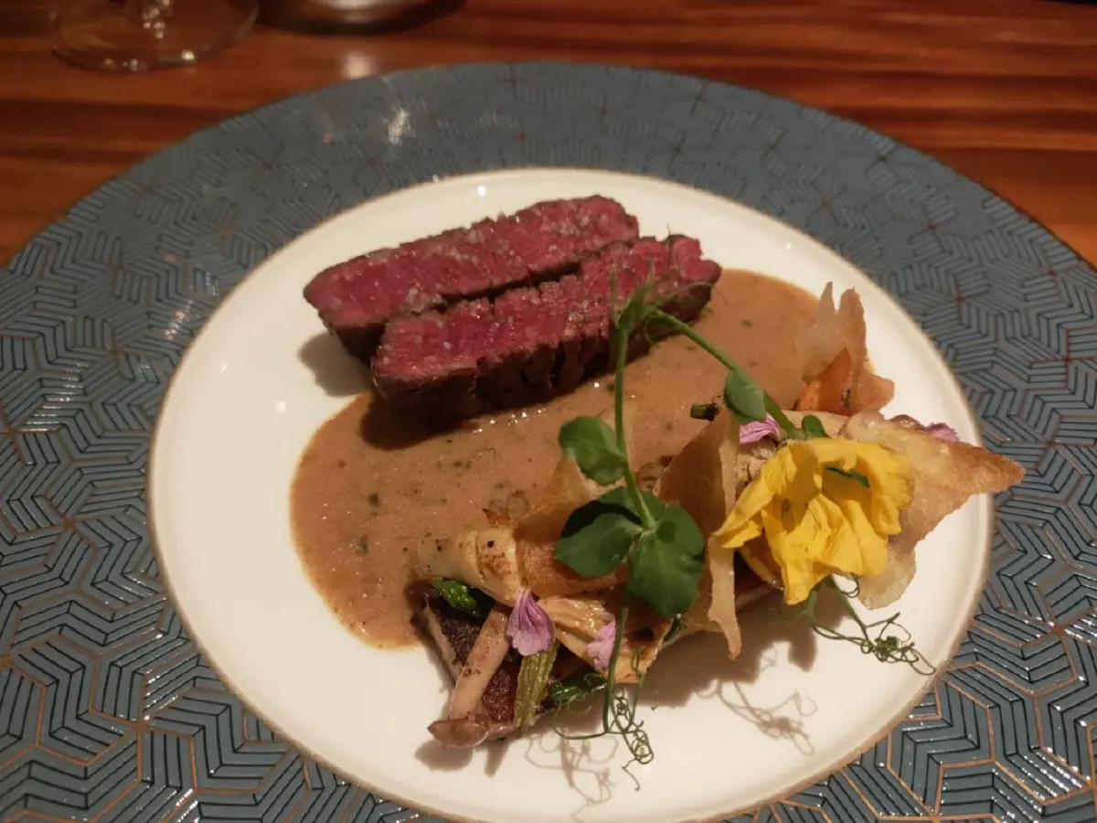 "ดิ อัลเลียม แบงค็อก" ร้านอาหารฝรั่งเศสแนวใหม่เสิร์ฟจากวัตถุดิบชั้นสูง