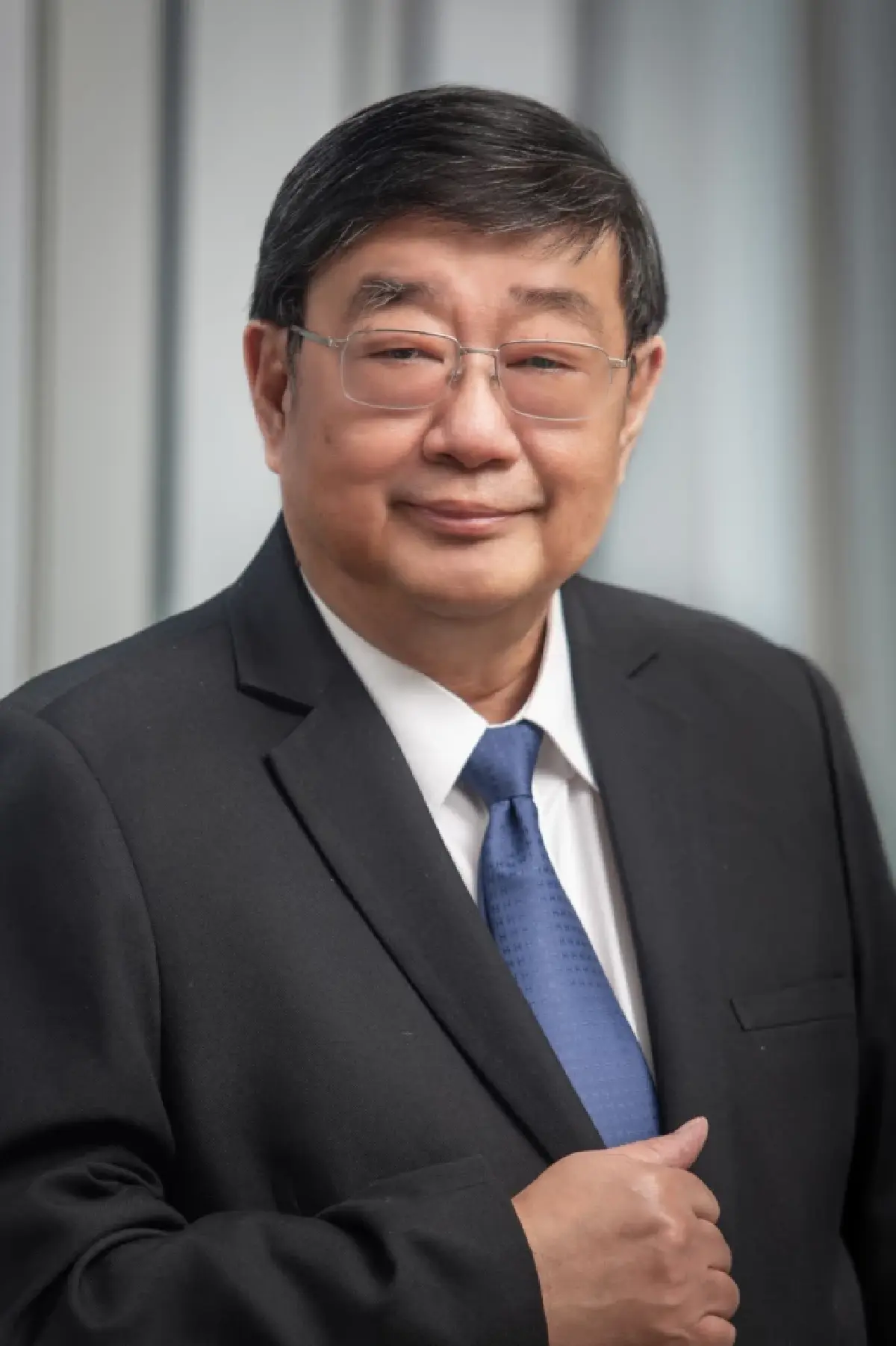 "LH"สู้ศึกกำลังซื้อหด-แบงก์คุมเข้ม ลุยเปิด11โครงการ-ซื้อโรงแรมเสริมทัพ