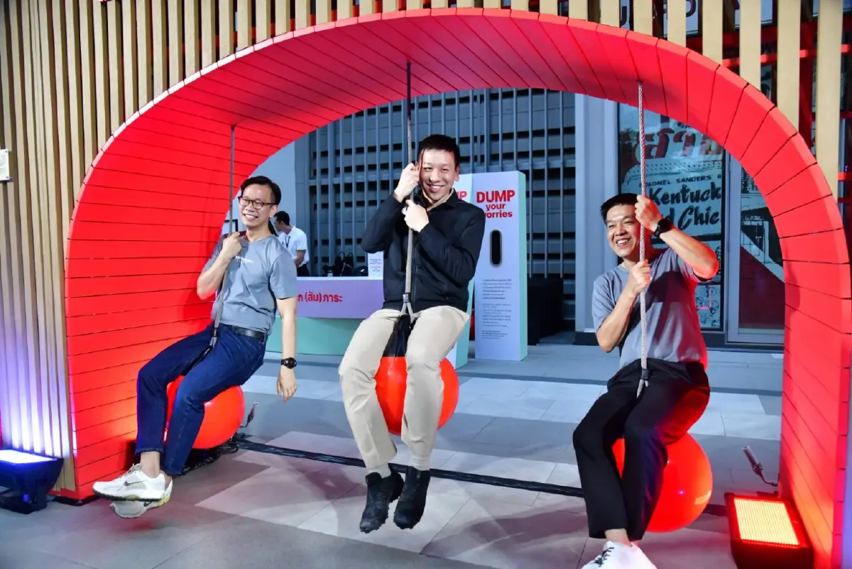 ปลดปล่อยอารมณ์​ ทบทวนจิตใจ กับเครื่องเล่นผู้ใหญ่ ที่ สามย่านมิตรทาวน์