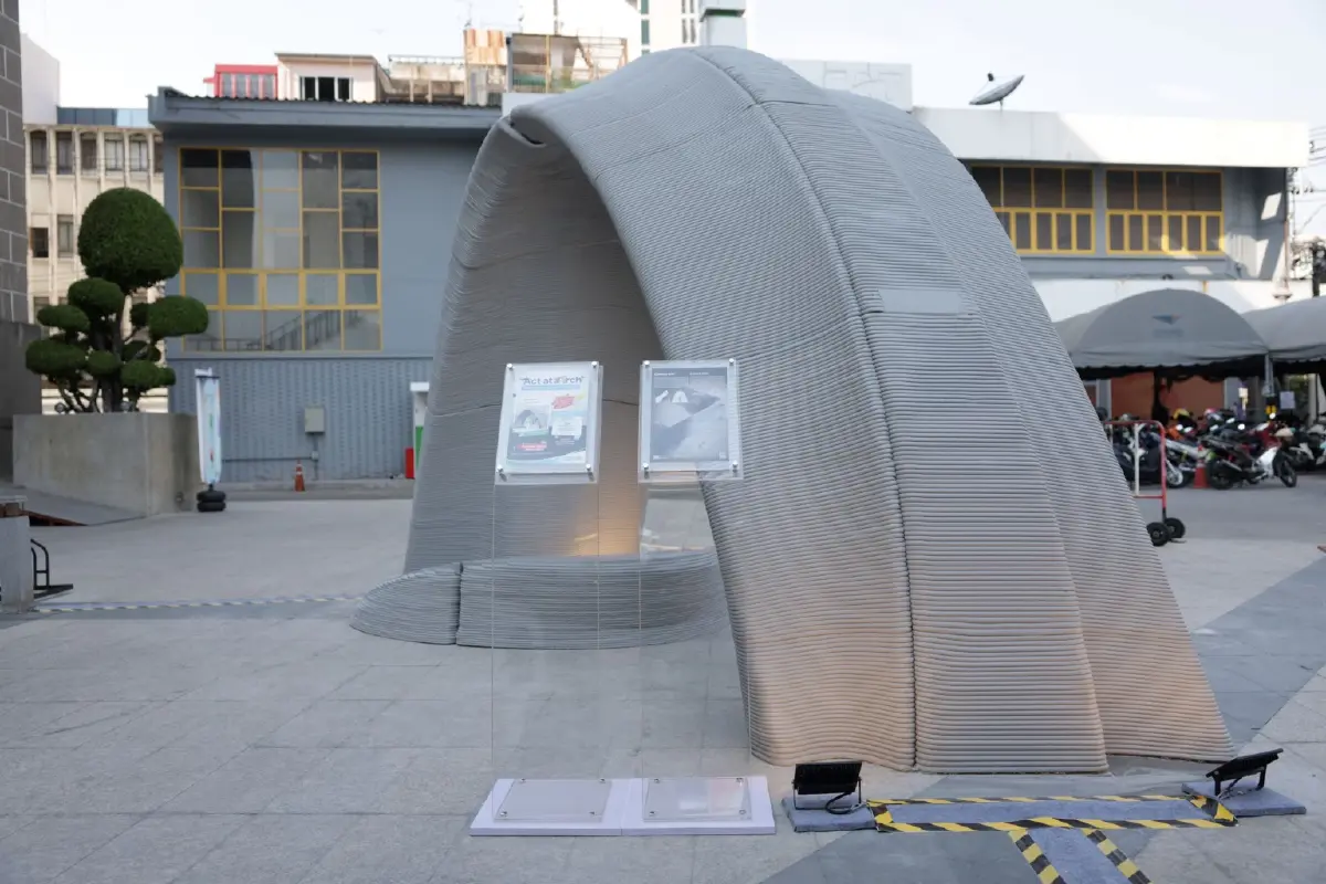 นวัตกรรมคอนกรีตรักษ์โลก เนรมิต Catenary Arch แลนด์มาร์คปล่อยจอยของคนเมือง