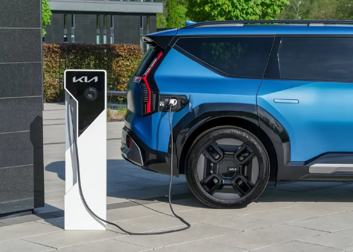 เกีย (KIA) เปิดธุรกิจในไทย ส่ง Kia EV9 รุกตลาด EV ราคาเริ่มต้นที่ 2 ล้าน