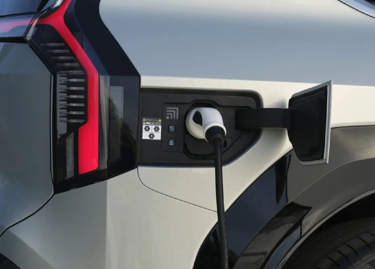 เกีย (KIA) เปิดธุรกิจในไทย ส่ง Kia EV9 รุกตลาด EV ราคาเริ่มต้นที่ 2 ล้าน