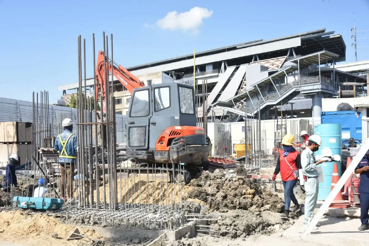 กทม.วัดฝุ่น PM 2.5 วางมาตรการป้องกัน เล็งยกเลิกแผงค้าลาดพร้าว 87