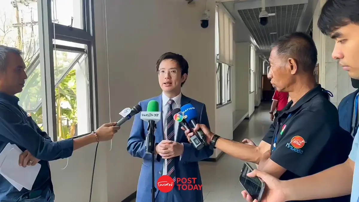 นายวีรพัฒน์ ปริยวงศ์