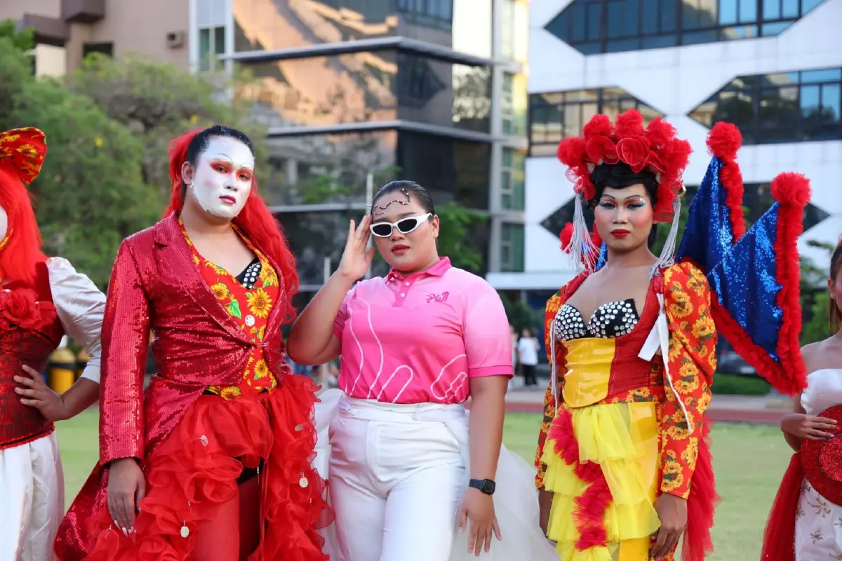 โหมโรงบอลจุฬาฯ-มธ.‘ทีมธรรมศาสตร์’เปิดตัวนักเตะ ยันขบวนล้อการเมืองมีแน่