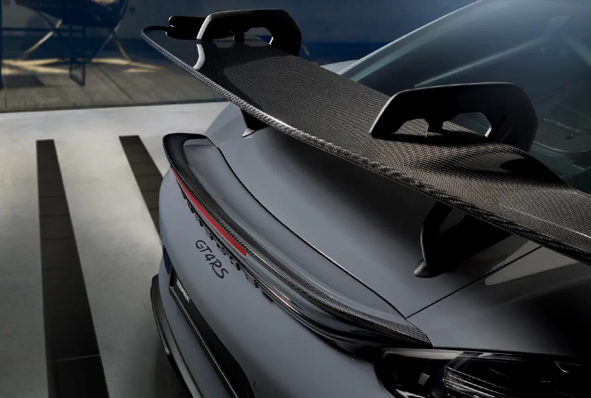 ปอร์เช่  718 Cayman GT4 RS Manthey เพิ่มแอโรไดนามิก 200 กิโลเมตร/ ชั่วโมง