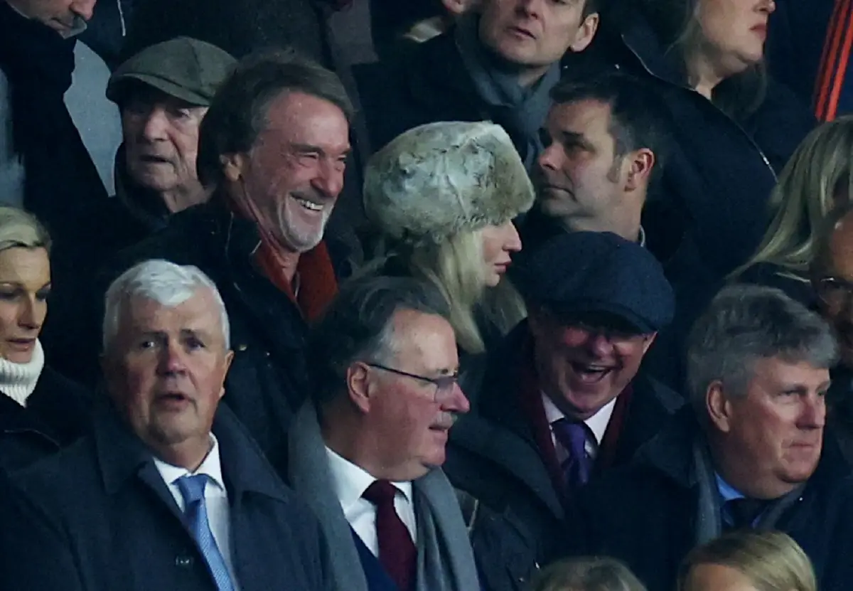 เขาคือแฟนบอล&quot;ปิศาจแดง&quot;ที่มักจะเข้าชมเกมในสนามเป็นประจำ