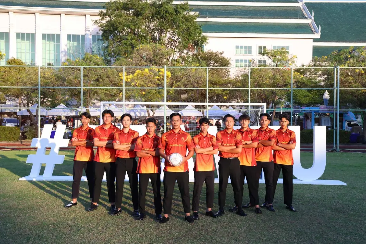 โหมโรงบอลจุฬาฯ-มธ.‘ทีมธรรมศาสตร์’เปิดตัวนักเตะ ยันขบวนล้อการเมืองมีแน่