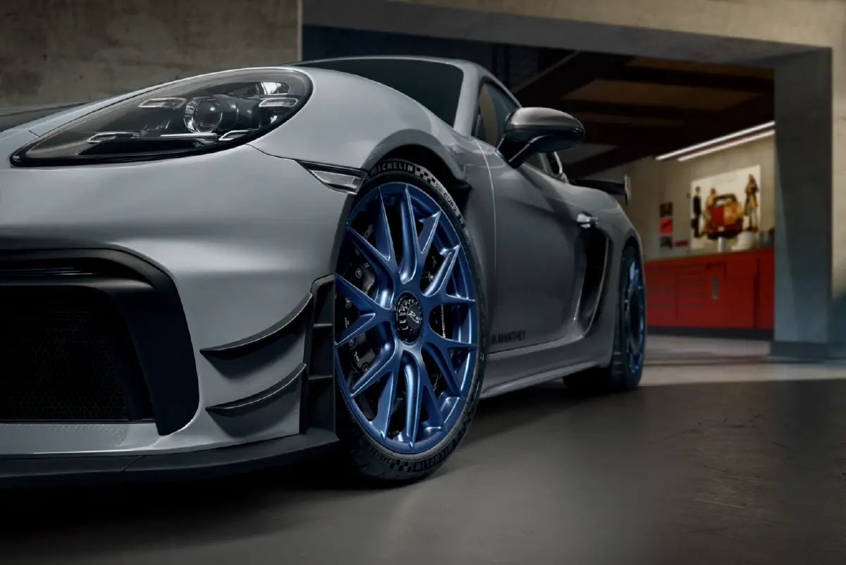 ปอร์เช่  718 Cayman GT4 RS Manthey เพิ่มแอโรไดนามิก 200 กิโลเมตร/ ชั่วโมง