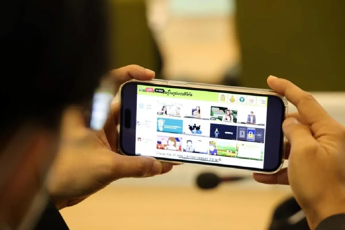 ‘อุ่นใจไซเบอร์’ หลักสูตรใหม่ให้ผู้สูงวัยเรียน 1 ชม. ไม่ตกเป็นเหยื่อมิจ!