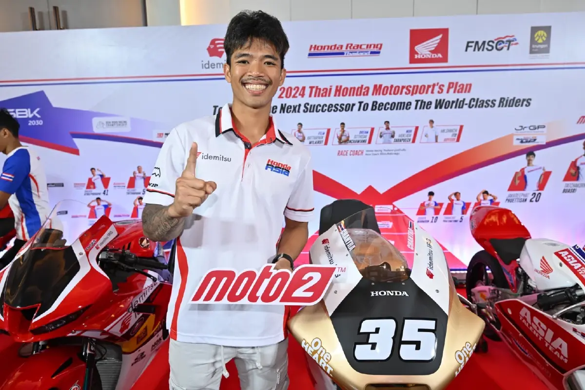 "ก้อง สมเกียรติ" ตั้งเป้าจบ Top 3 โมโต ทู 2024 เปิดตัวนักบิดมอเตอร์สปอร์ต 2024