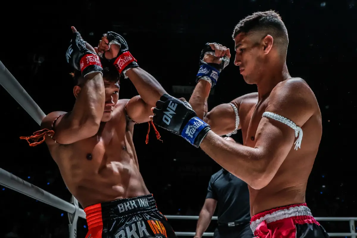 ผลมวย ONE ลุมพินี 52 “กุหลาบดำ” อัด “จูลิโอ” ยืดไร้พ่ายต่างชาติ