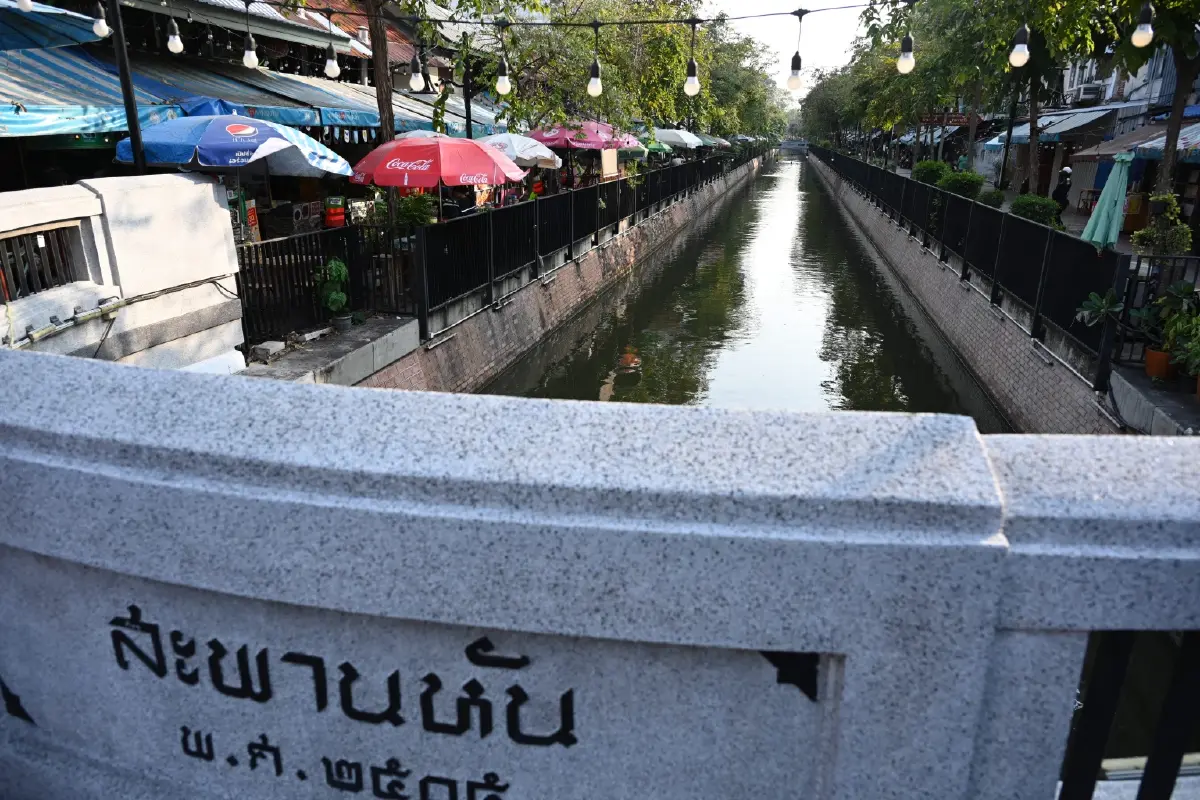 กทม.ชี้แจงภาพจอดอยู่ริมคลองโอ่งอ่าง พร้อมเปิดแผน ฟื้นฟู 3 ระยะ