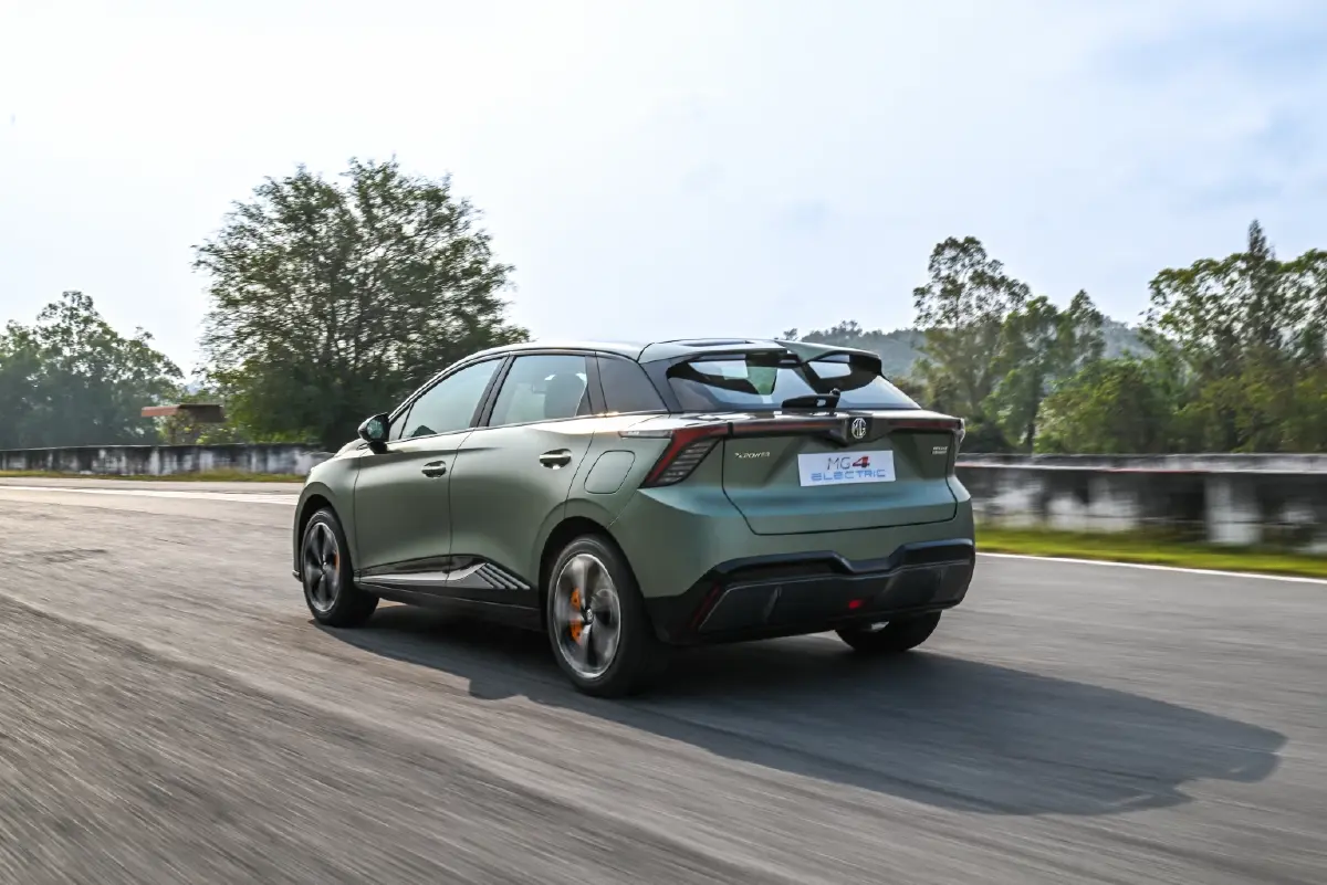 เปิดตัว MG4 ELECTRIC รุ่น XPOWER ก่อนเผยราคาที่งาน Motor Show 2024