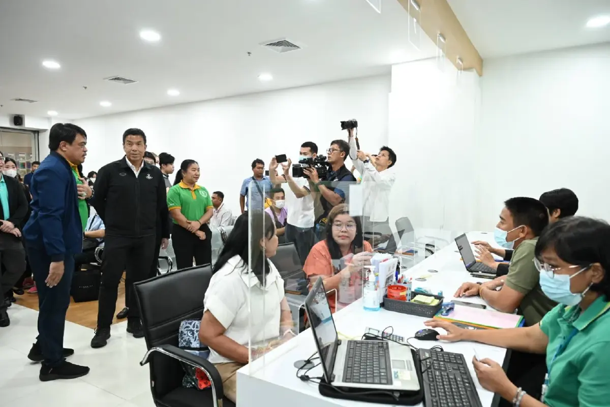 ยกจุดบริการด่วนมหานครไว้บนห้าง "ครบจบในจุดเดียว"