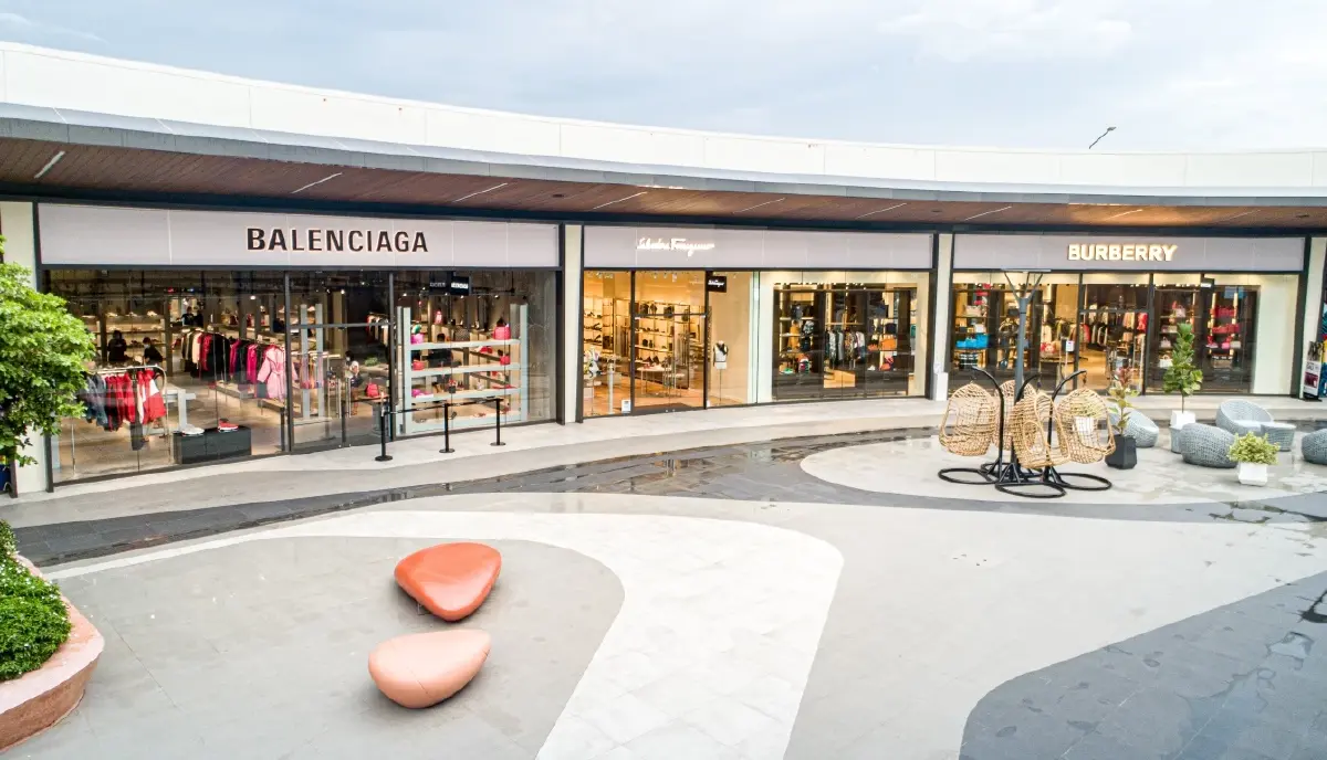 สยามพิวรรธน์ยืนหนึ่งผู้นำ Luxury Retail ในไทย ยอดขายปี 2023