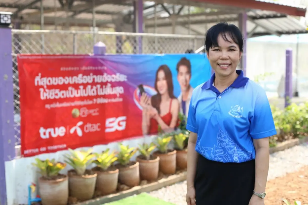 ทรูฯ นำร่อง ฟาร์มไก่อัจฉริยะ นครพนม ควบคุมระบบการเลี้ยงผ่านไอโอที