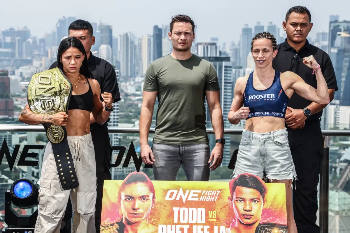 LIVE ! ถ่ายทอดสด มวยศึก  ONE Fight Night 20 มวยดังมวยหญิง ชิงแชมป์โลก