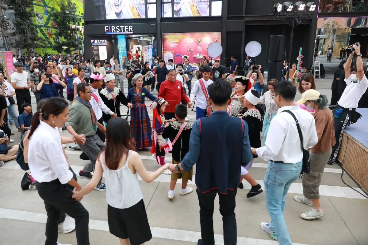 รมว.วัฒนธรรม-เศรษฐา ย้ำ รัฐส่งเสริมวิถีทุกกลุ่มชาติพันธุ์ อย่างเท่าเทียม