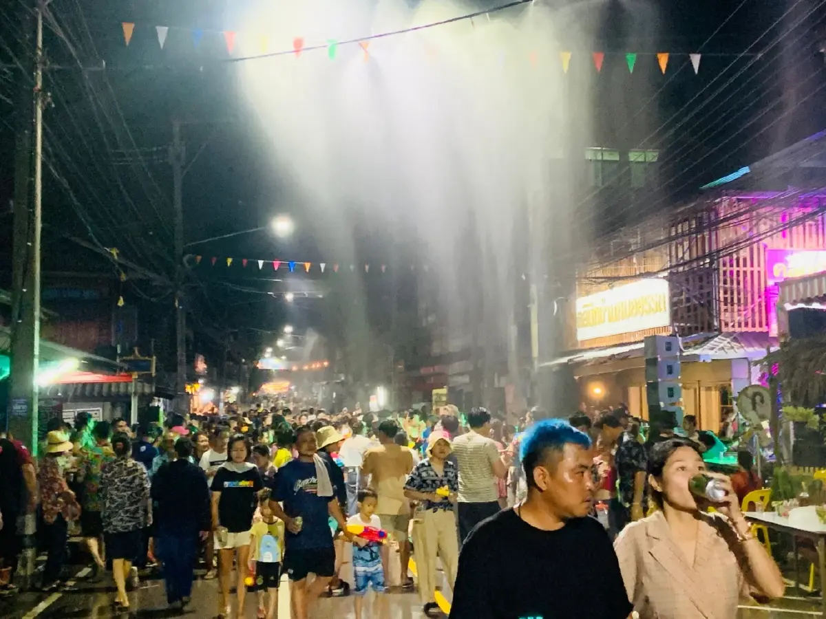 Smart Community “ปี๋ใหม่เมืองลอง” สงกรานต์แบบกรีนๆ สายคลีนชื่นใจ