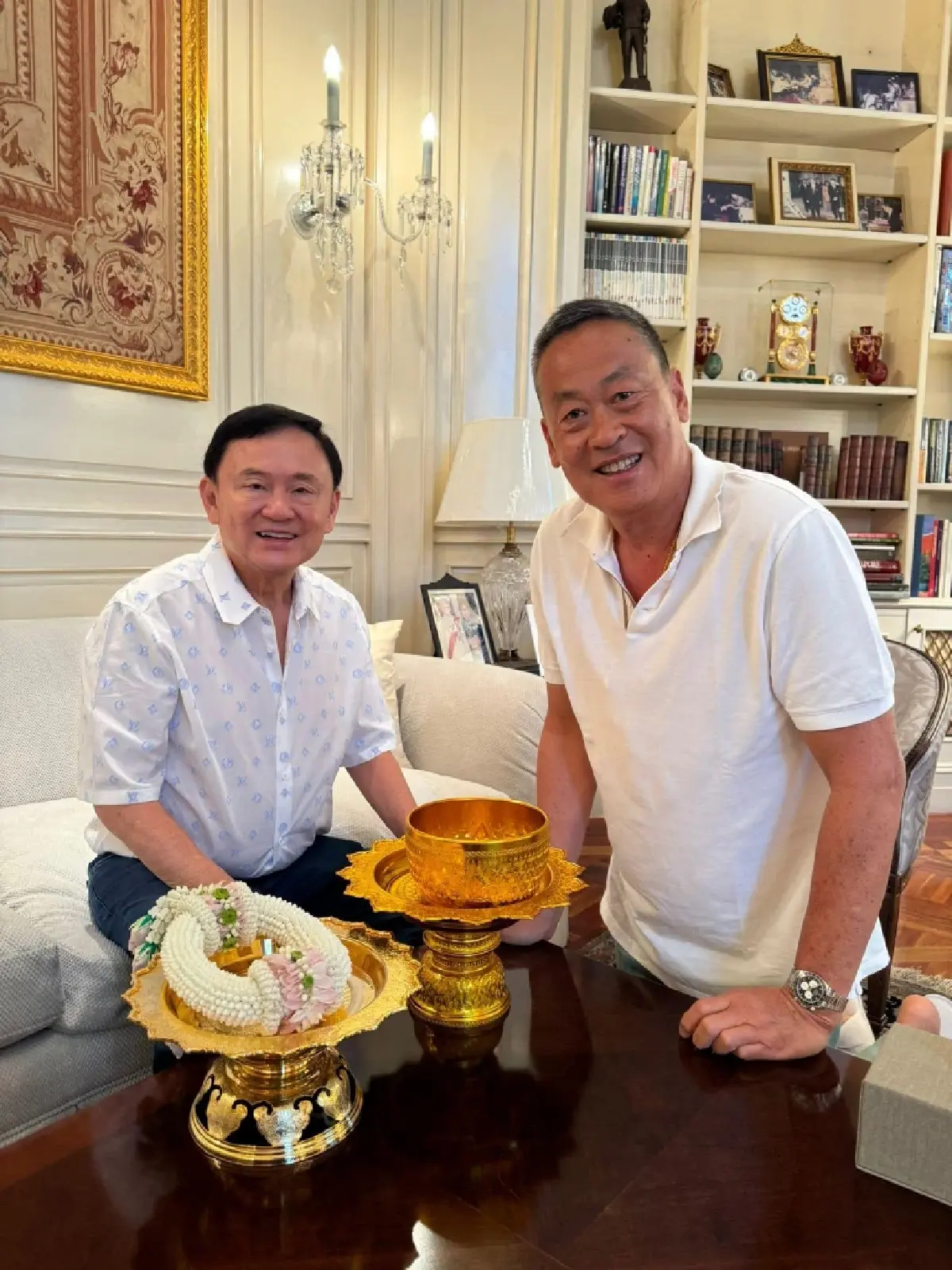 นายกฯเศรษฐากราบขอพรทักษิณปีใหม่ไทยจับตาปรับครม.หลังสงกรานต์