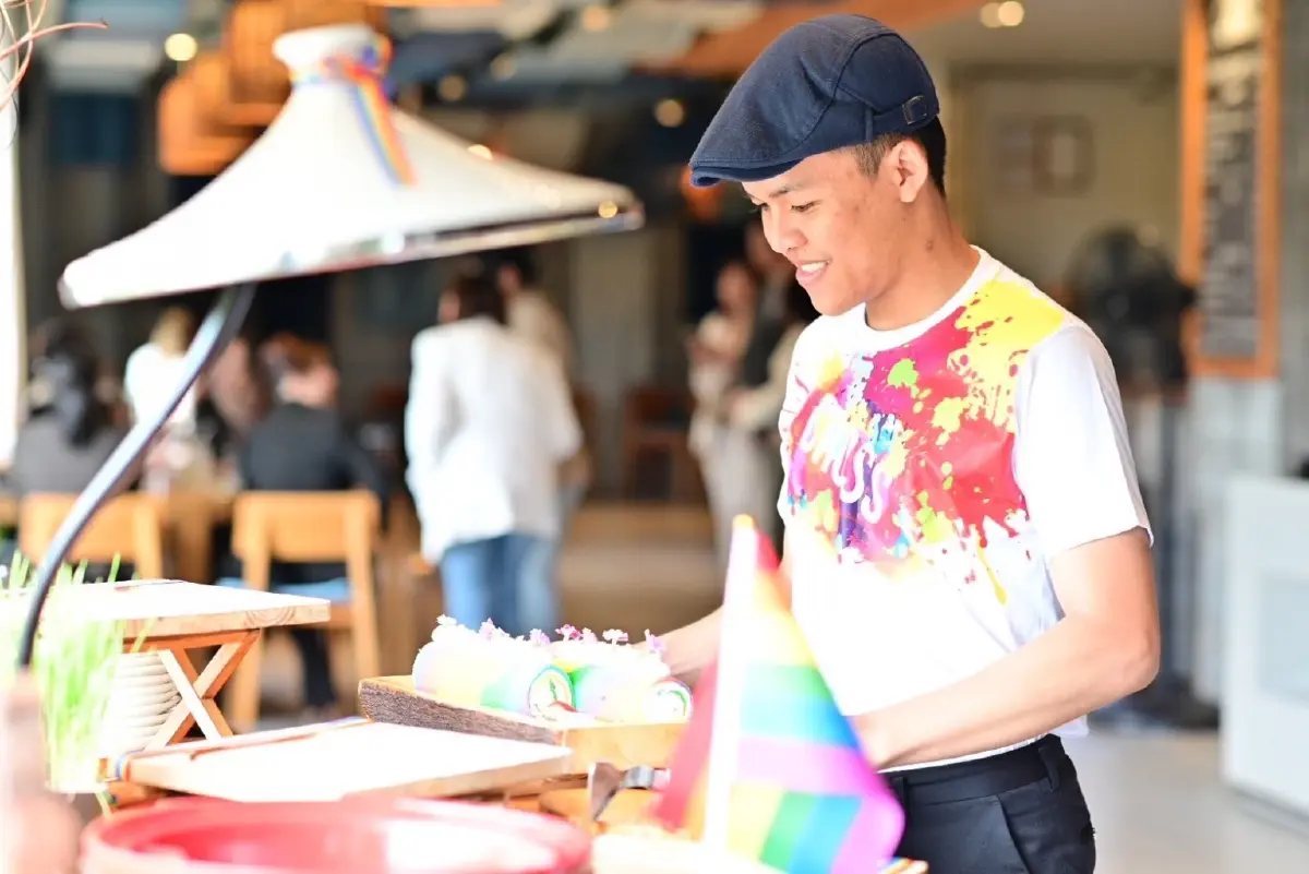 KTC จับมือครอสพัทยาโอเชียนเฟียร์ ต่อยอดที่พักให้รองรับความหลากหลายทางเพศ