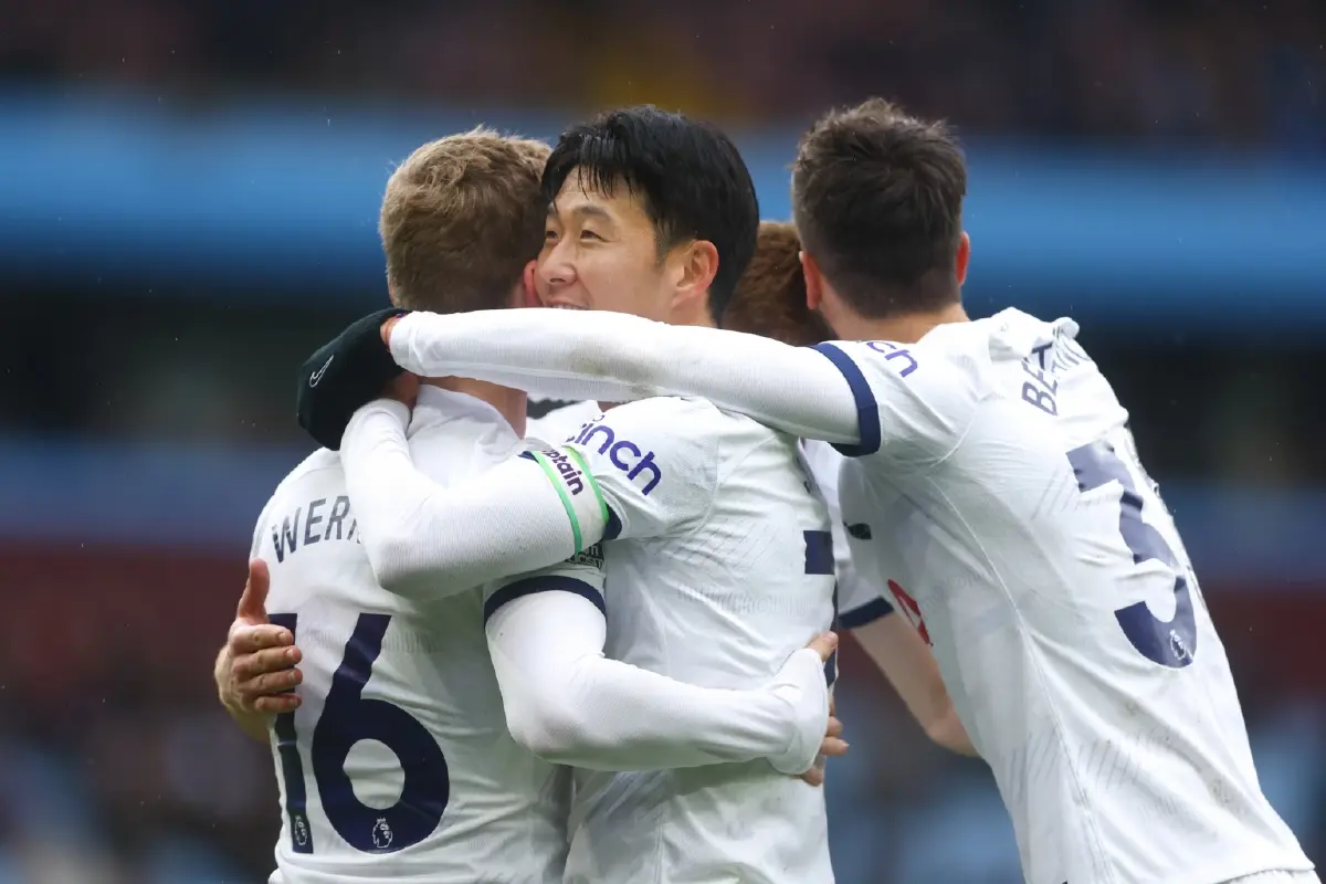 LIVE ถ่ายทอดสด ฟุตบอลพรีเมียร์ลีก ลิเวอร์พูล vs สเปอร์ส