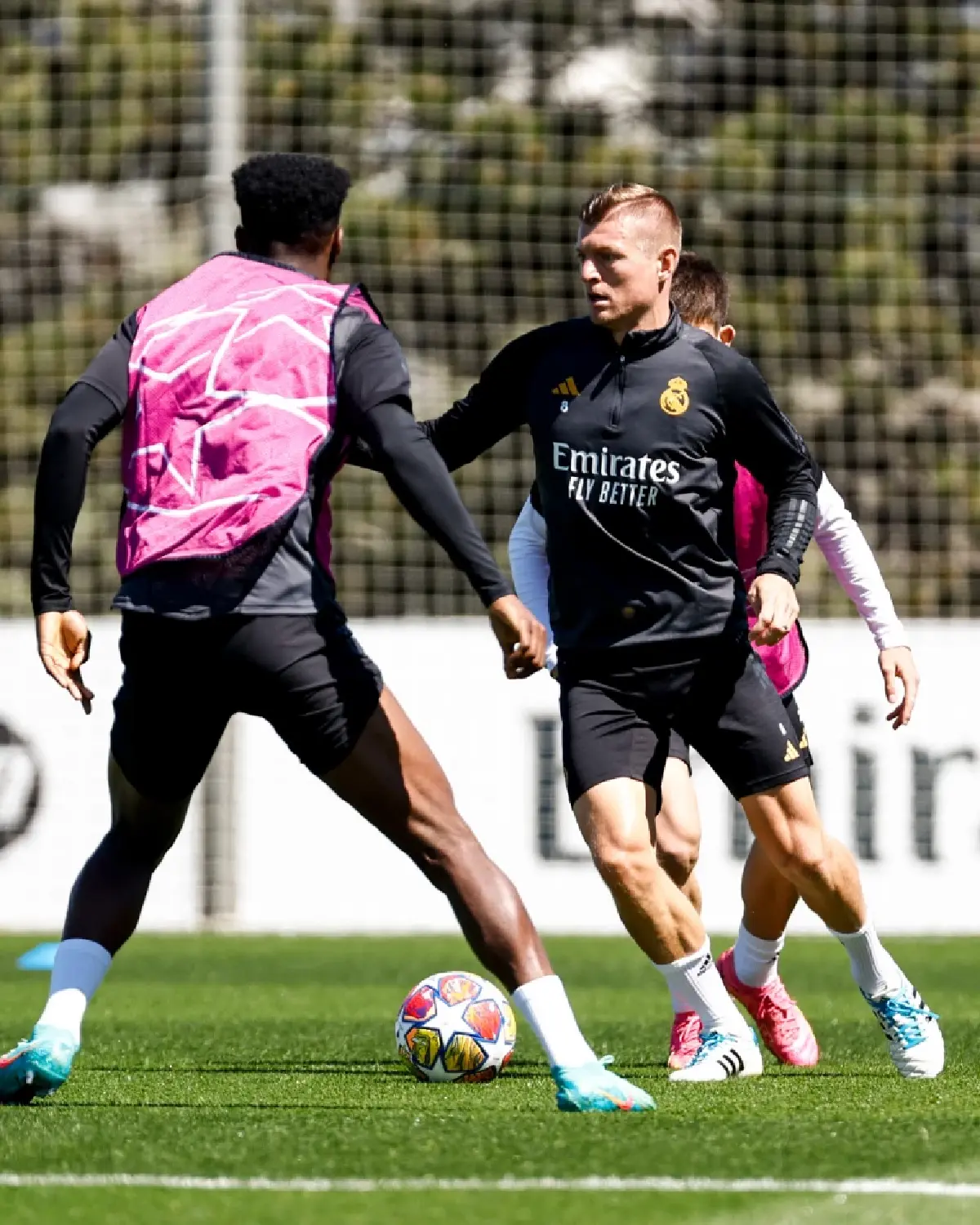 ถ่ายทอดสด วิเคราะห์ ฟุตบอลยูฟ่า แชมเปียนส์ ลีก เรอัล มาดริด vs บาเยิร์น