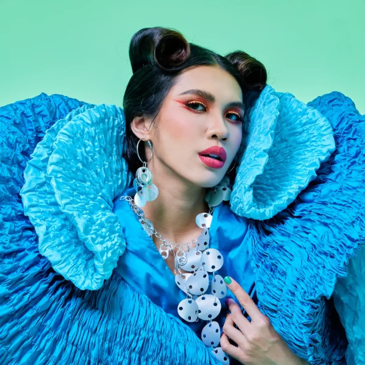 รู้จักกับ "6 ทูตนฤมิต" พร้อมเฉิดฉายใน "Bangkok Pride Festival 2024"