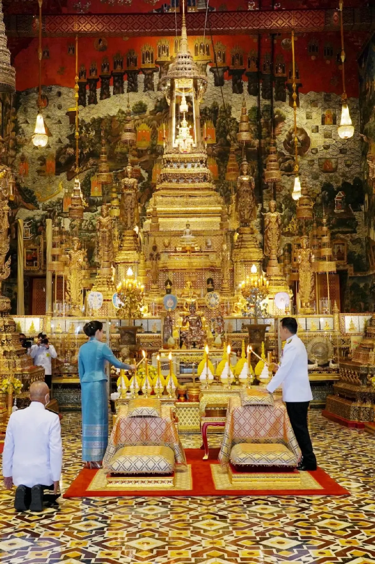ในหลวง พระราชินี เสด็จฯพระราชพิธีพืชมงคล ทรงเจิมพระยาแรกนา