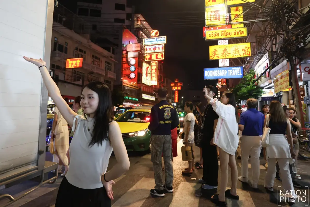 ชัชชาติ เยือนเยาวราชอย่าง ROCKSTAR ยันไม่รู้เรื่อง"ลิซ่า"ติดถ่าย MV