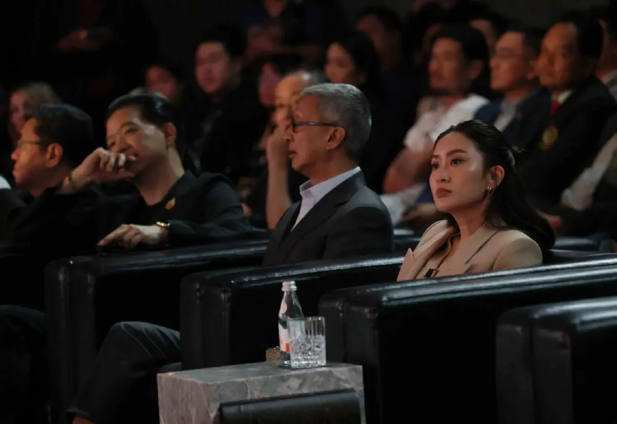 เริ่มจากศูนย์ ถึงหมื่นล้านบาท "ชาตรี ศิษย์ยอดธง" ผู้เปลี่ยนเกมวงการมวยไทย