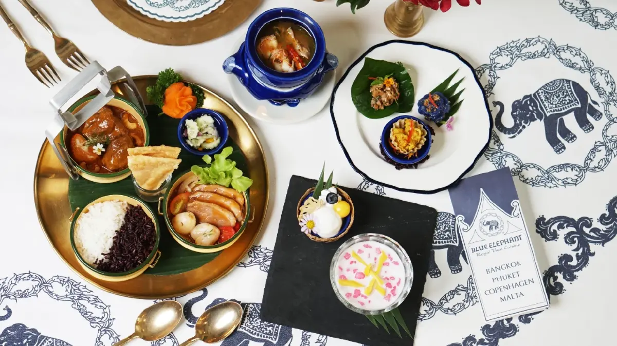 BUSINESS‭ SET LUNCH เสน่ห์ของปิ่นโตมื้อกลางวัน ย้อนวันวานกับ บลู เอเลเฟ่นท์