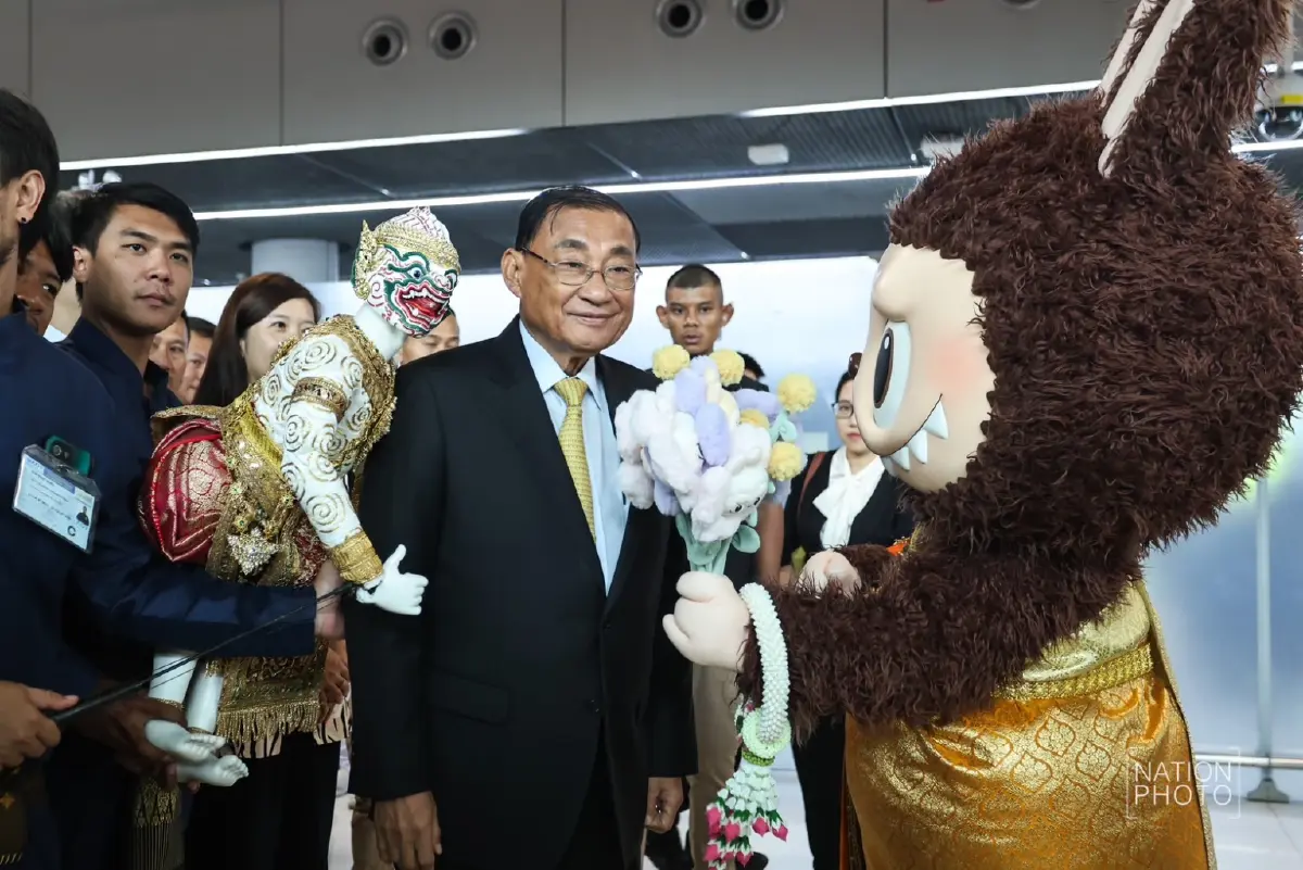 ประมวลภาพความน่ารัก 'ลาบูบู้เที่ยวไทย' ทักทายแฟนคลับ!