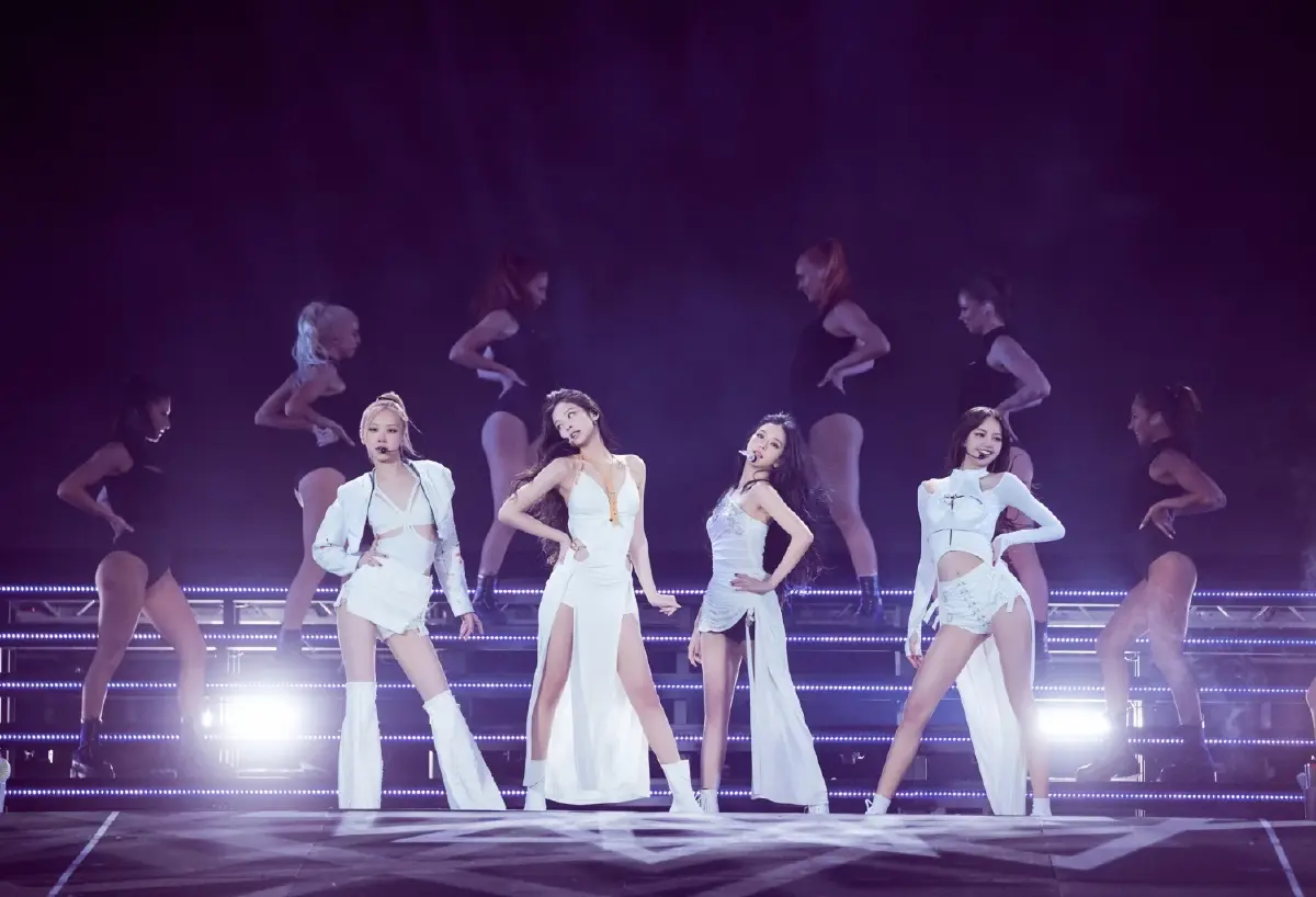 ลิซ่าขึ้นแท่นแบรนด์แอมบาสเดอร์ Louis Vuitton YG ดันคัมแบ็ค BLACKPINK เต็มวง