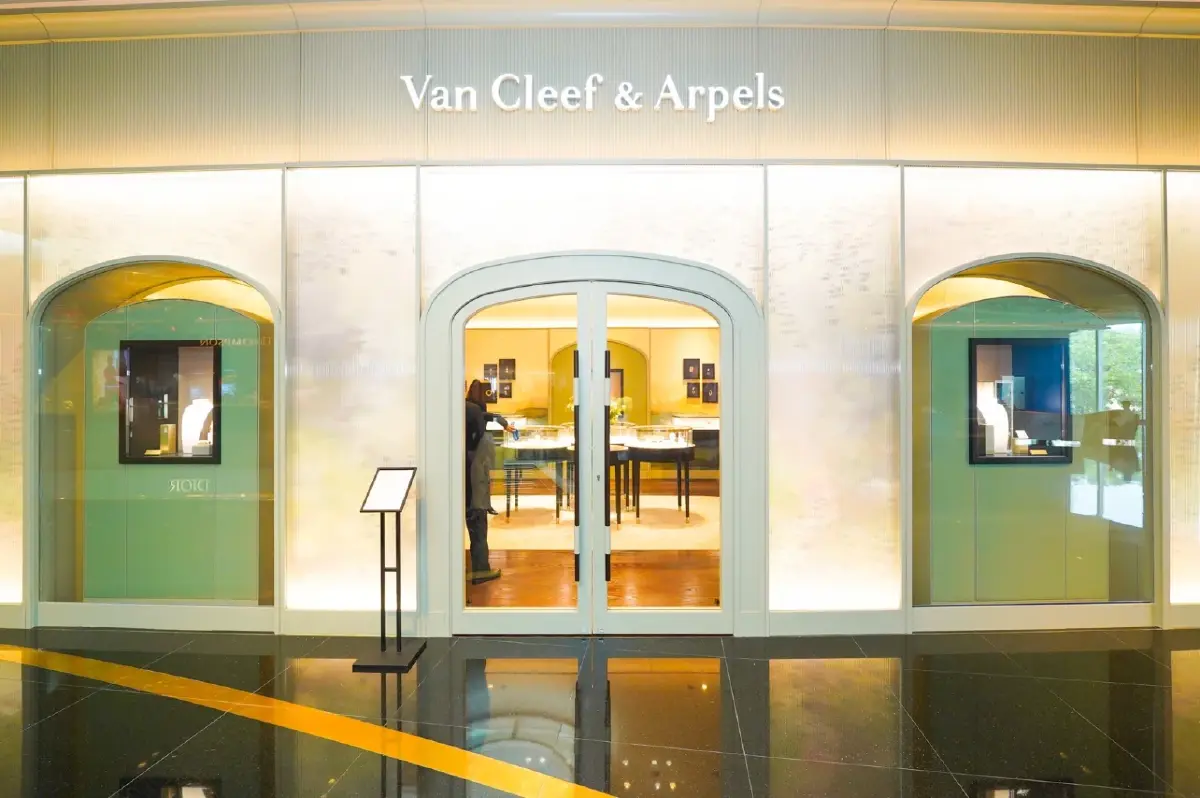 สยามพิวรรธน์ ย้ำผู้นำตลาดลักซ์ซูรี่ เปิดคอลเลคชั่นใหม่ครั้งแรกในเอเขีย