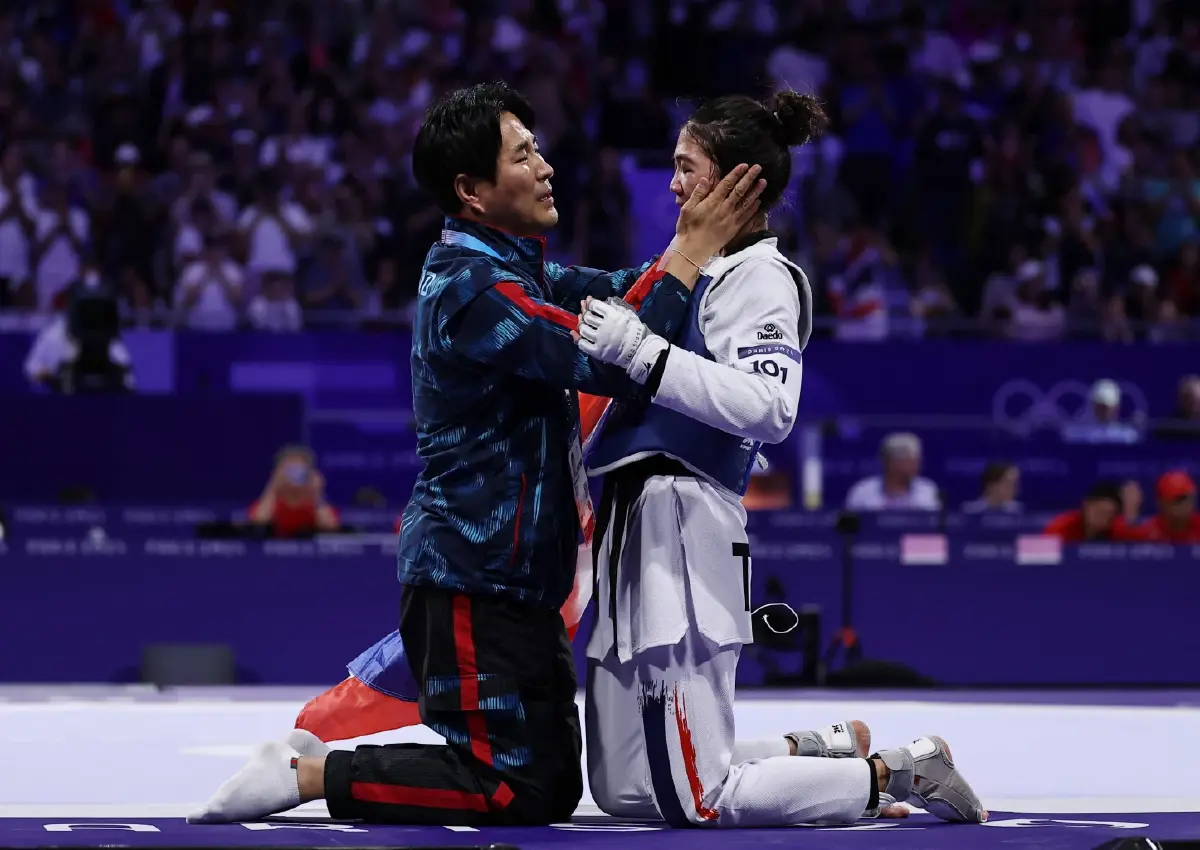 เฮทั้งประเทศ ! "น้องเทนนิส พาณิภัค"  ทองเทควันโดโอลิมปิก 2 สมัยติดฉลองวันเกิด