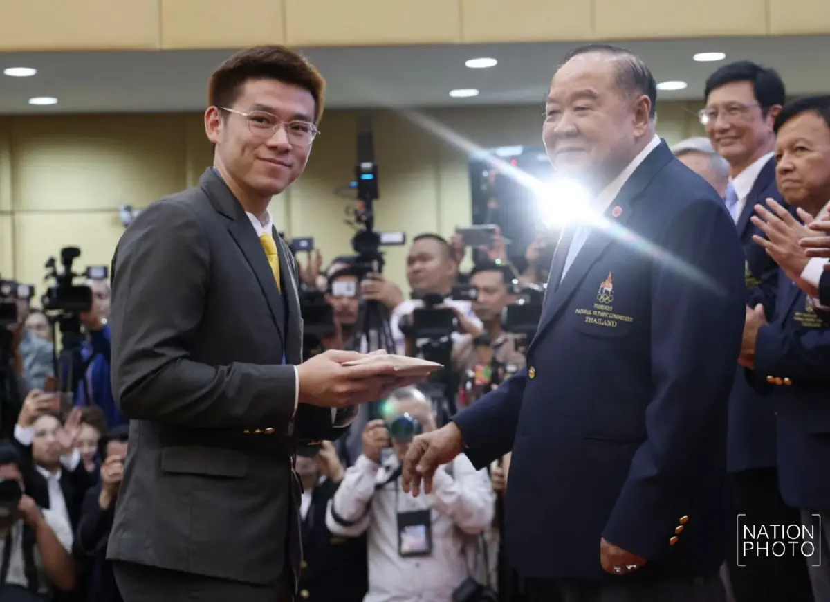 อบอุ่น ! ประชาชนต้อนรับร่วมยินดีทัพนักกีฬาฮีโร่ โอลิมปิกเกมส์ 2024