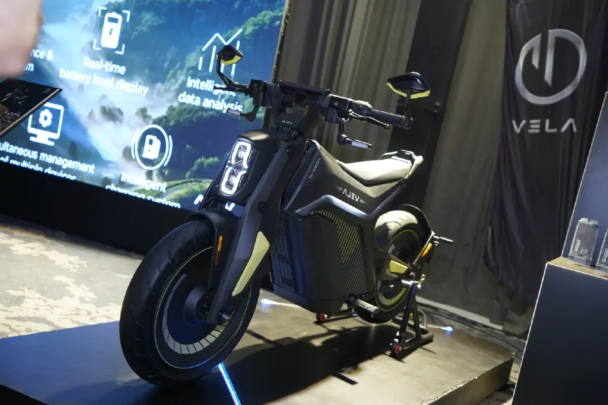 AJ ประกาศรุกตลาด EV เปิดตัว 6 รุ่นใหม่ ภายใต้สโลแกน "POWER YOUR CONFIDENCE มั่นใจ…ไปให้สุดทาง"