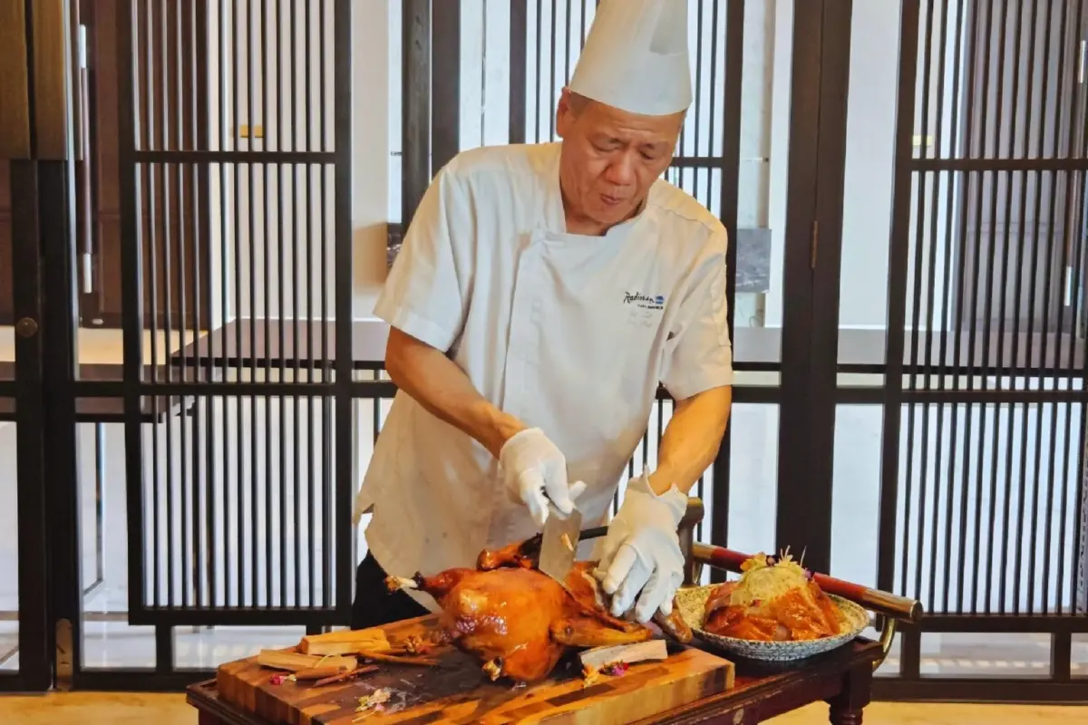 ไชน่า เทเบิ้ล ศิลปะแห่งอาหารจีนกวางตุ้งสไตล์โมเดิร์น