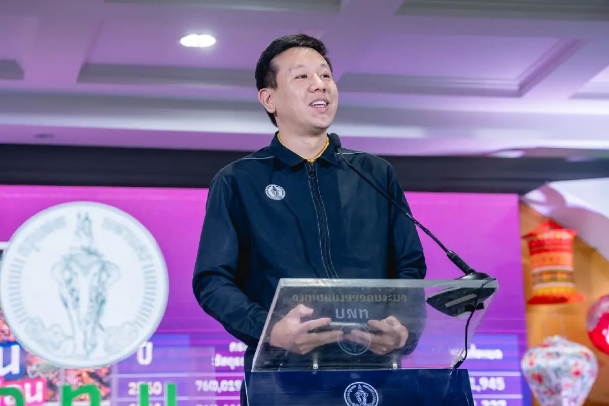 บีทีเอสร่วมเปิดงานลอยกระทงรักษ์โลก 140 จุดทั่วกรุงเทพฯ รณรงค์งดใช้กระทงขนมปัง-โฟม