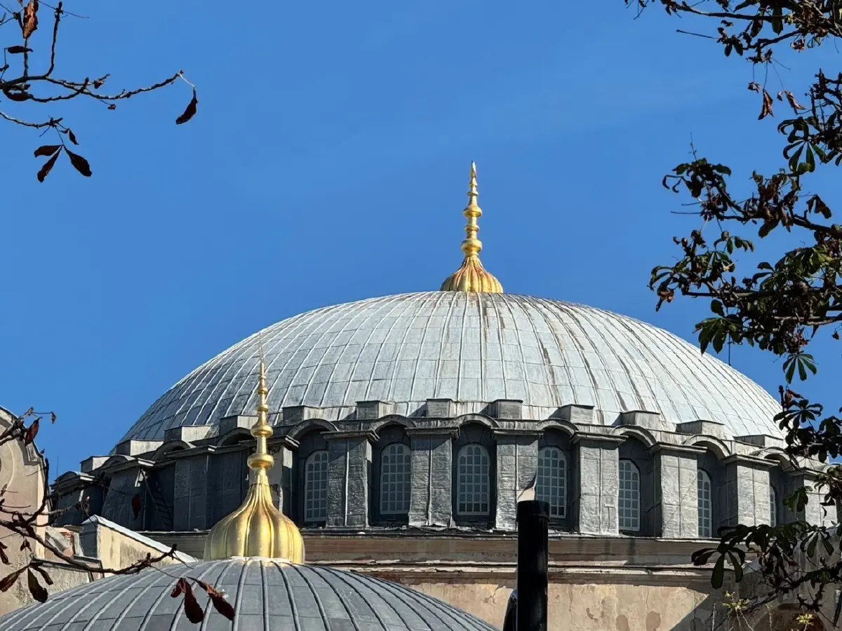 เล่าความลึกลับ ภาพโมเสกทองคำแห่งฮาเกียโซเฟีย กับอิสตันบูลใน 1 วัน