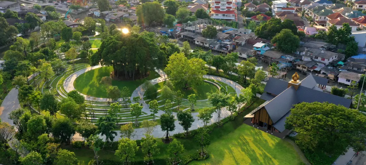 ในหลวง พระราชินี เสด็จฯ ไปทรงเปิดสวน "เปรมประชาวนารักษ์" แลนด์มาร์กสีเขียวแห่งใหม่