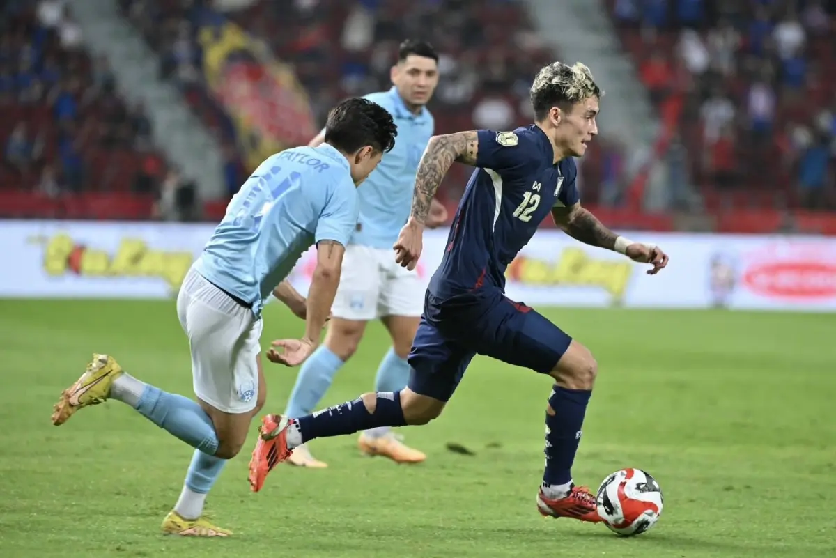 ผลบอล ไทย กด กัมพูชา 3-2  ชนะ 4 นัดรวด ลิ่วรอบรองฯ