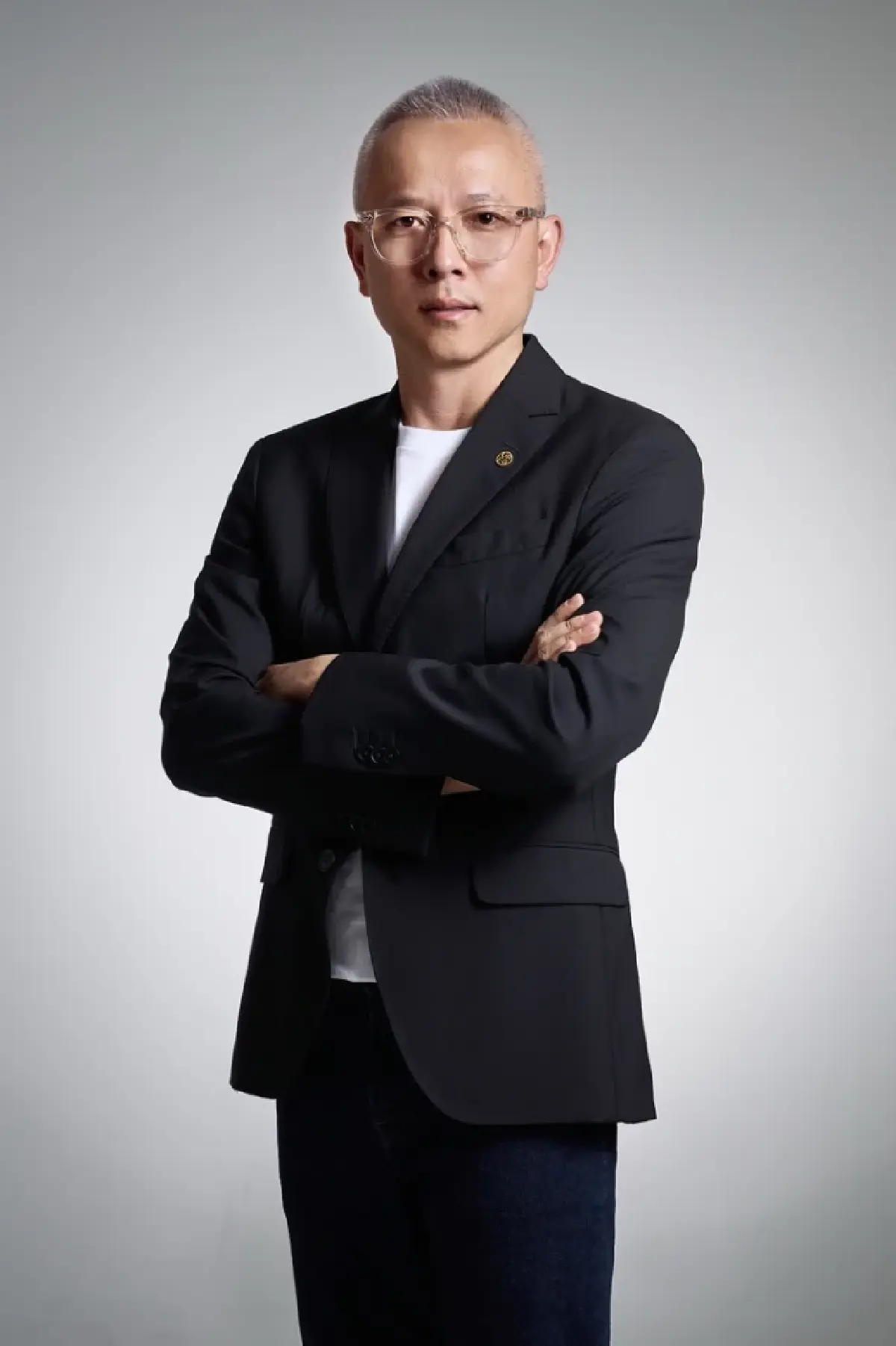 FMG บุกตลาด ฟาสต์แฟชั่น ไทย เปิด 2 แฟล็กชิพสโตร์ URBAN REVIVO-BENLAI วัน แบงค็อก